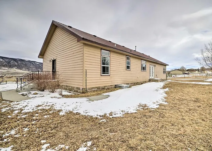 Holiday home Charming Vacation W/ Mtn Views! Cody